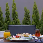 Hotel Four-g 3*