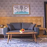 Four-g Hotel 3*