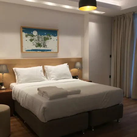 Four-g Hotel 3*