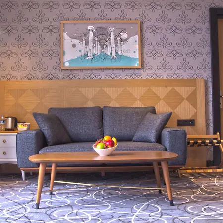 Four-g Κωνσταντινούπολη